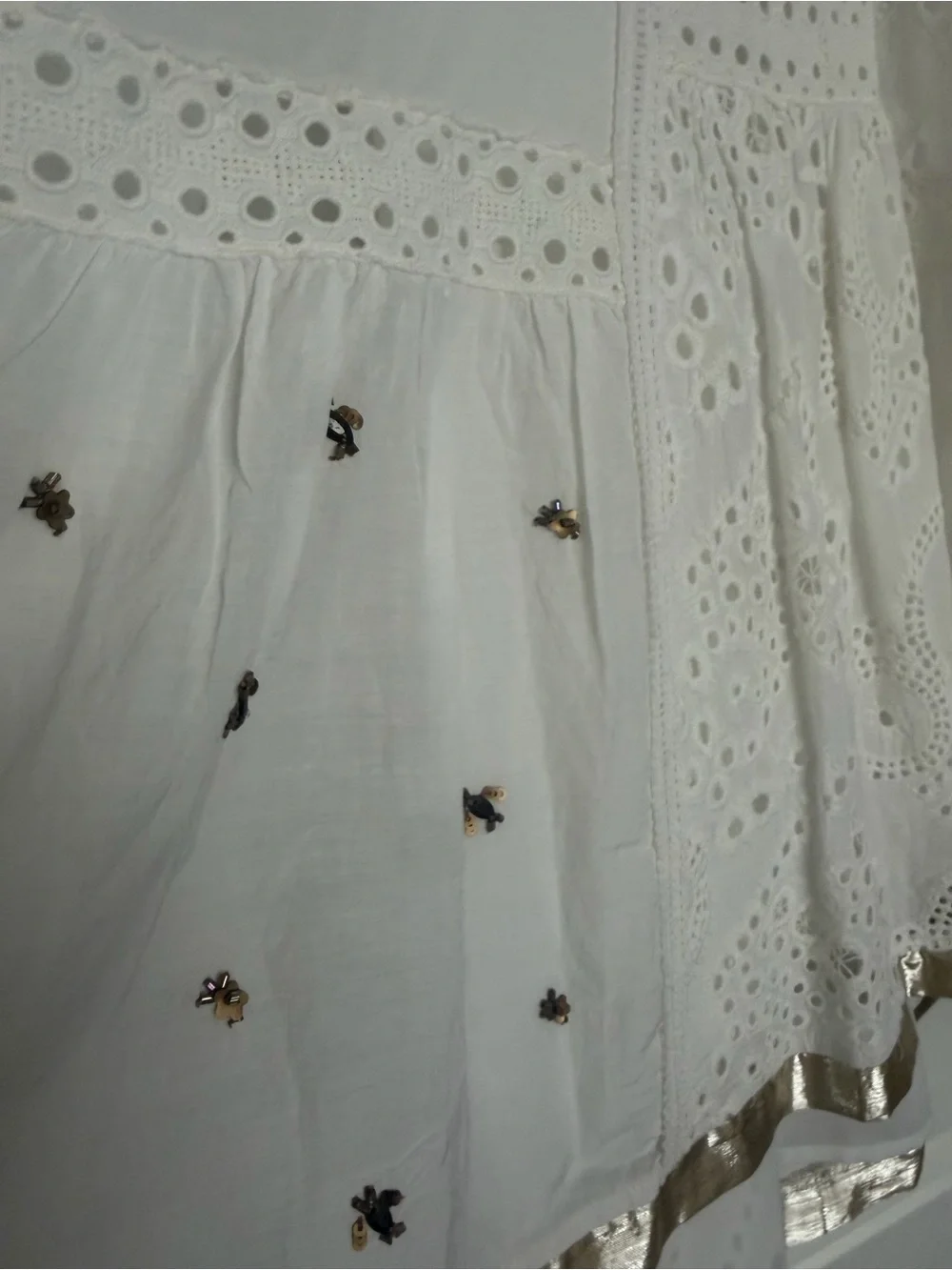 Sleeveless White Mini Dress with Gold Embroidery - Picture 3 of 7